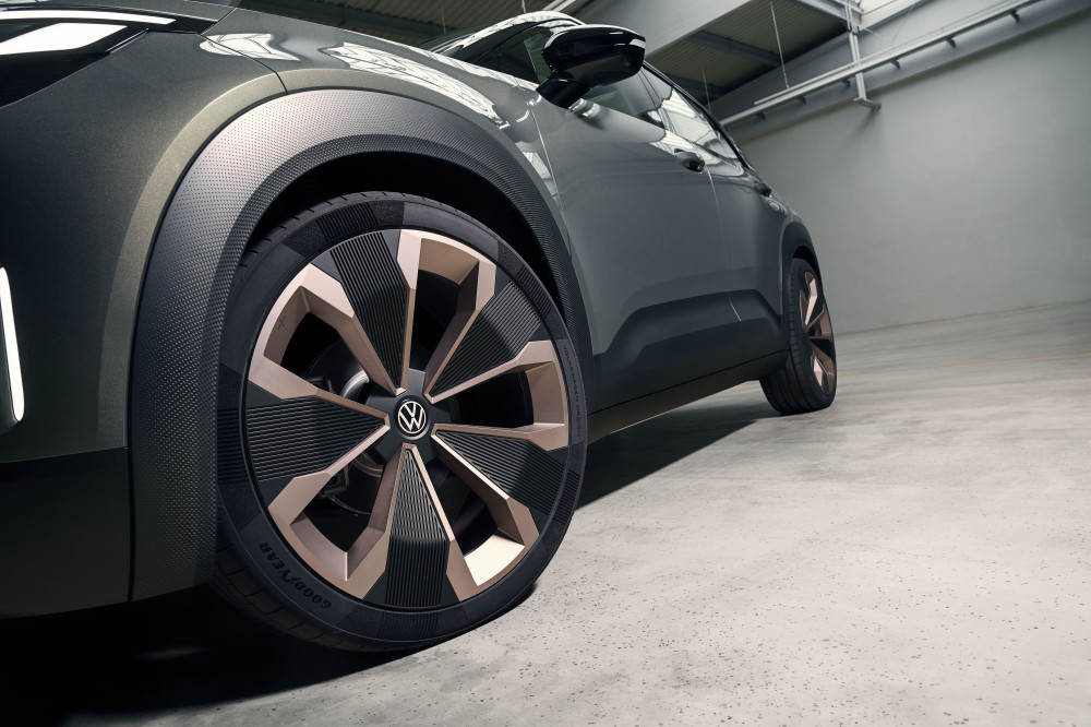 Volkswagen ID. CROSS Concept